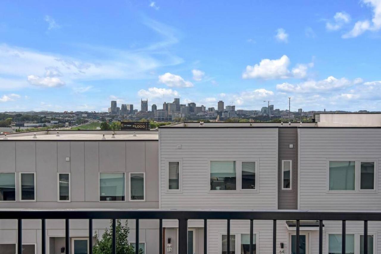 Big New And Modern With Skyline View Mural And Ping Pong Нэшвилл Экстерьер фото